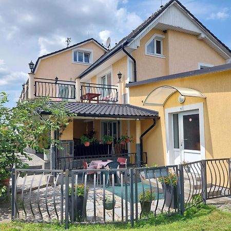 Penzion Slunce Česká Lípa Екстериор снимка